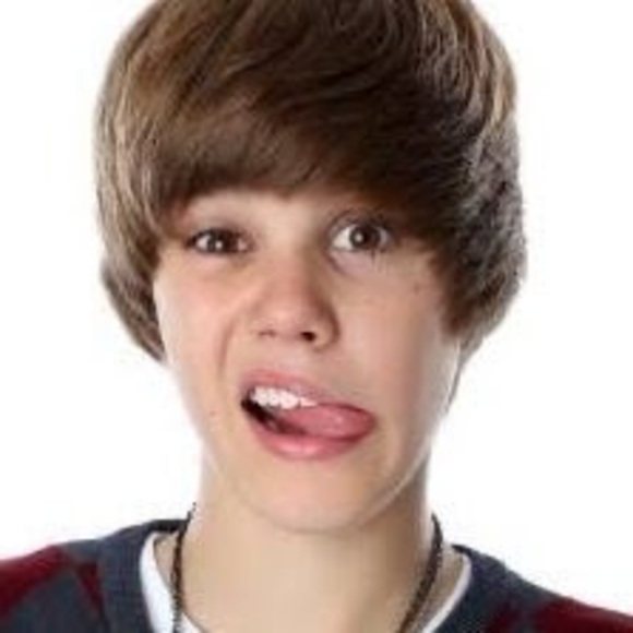 Meet your Posher, Aya - Picture 1 of 1